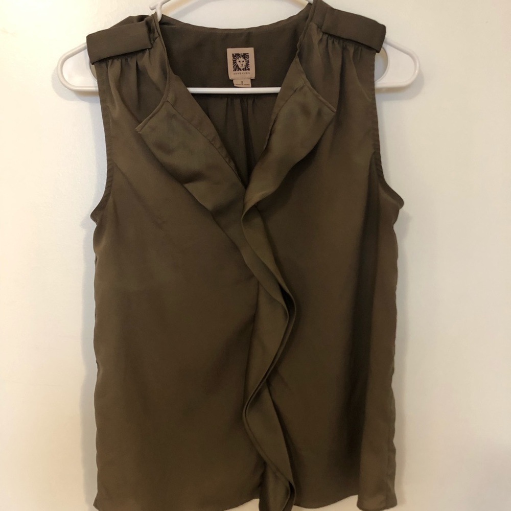 Green blouse